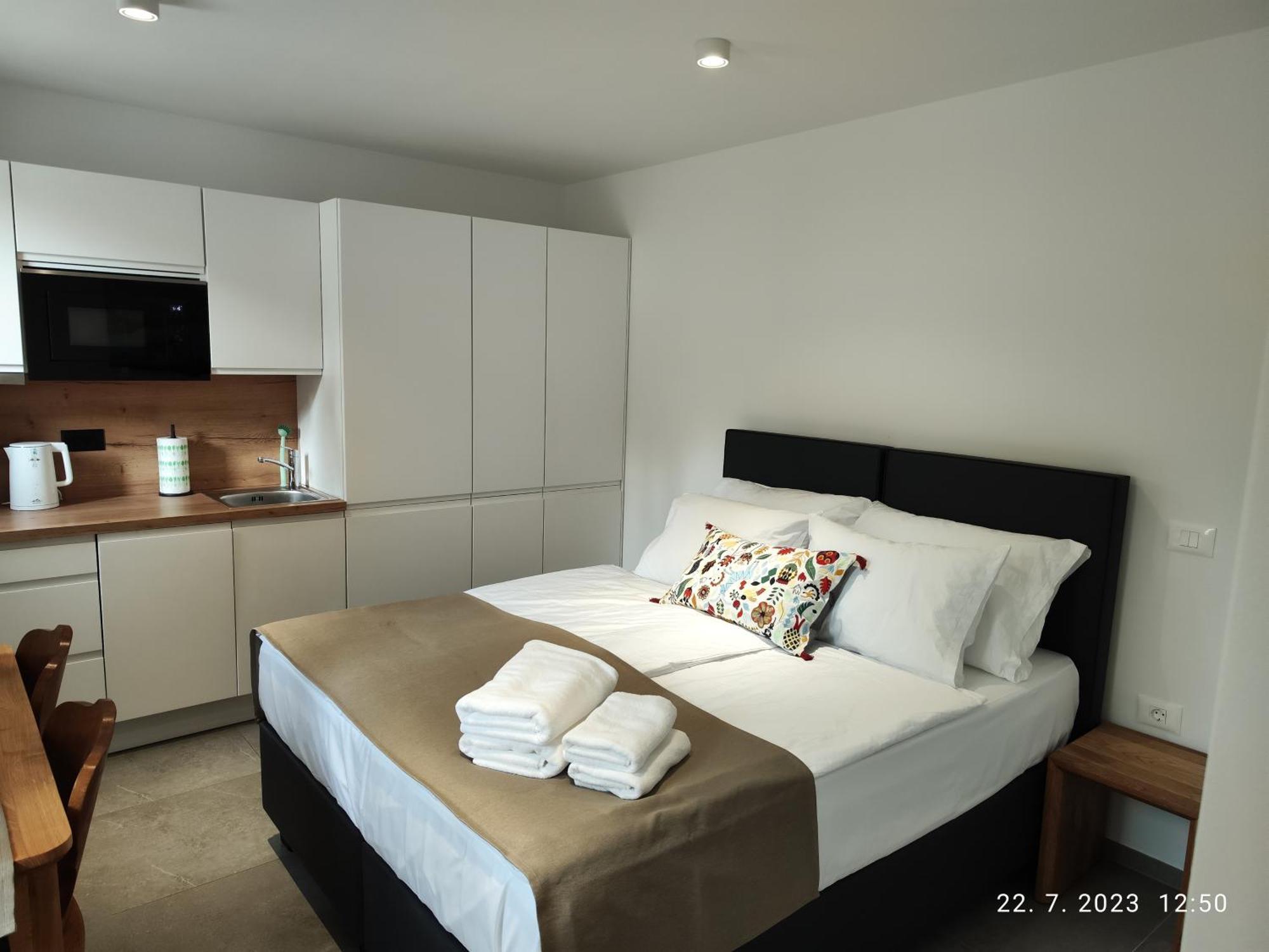 Apartament Lucka Bled Quiet Location, Free Bikes, Big Garden, Doctor Zewnętrze zdjęcie