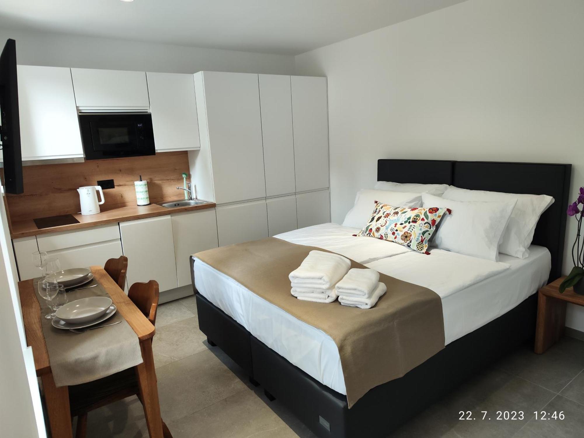 Apartament Lucka Bled Quiet Location, Free Bikes, Big Garden, Doctor Zewnętrze zdjęcie
