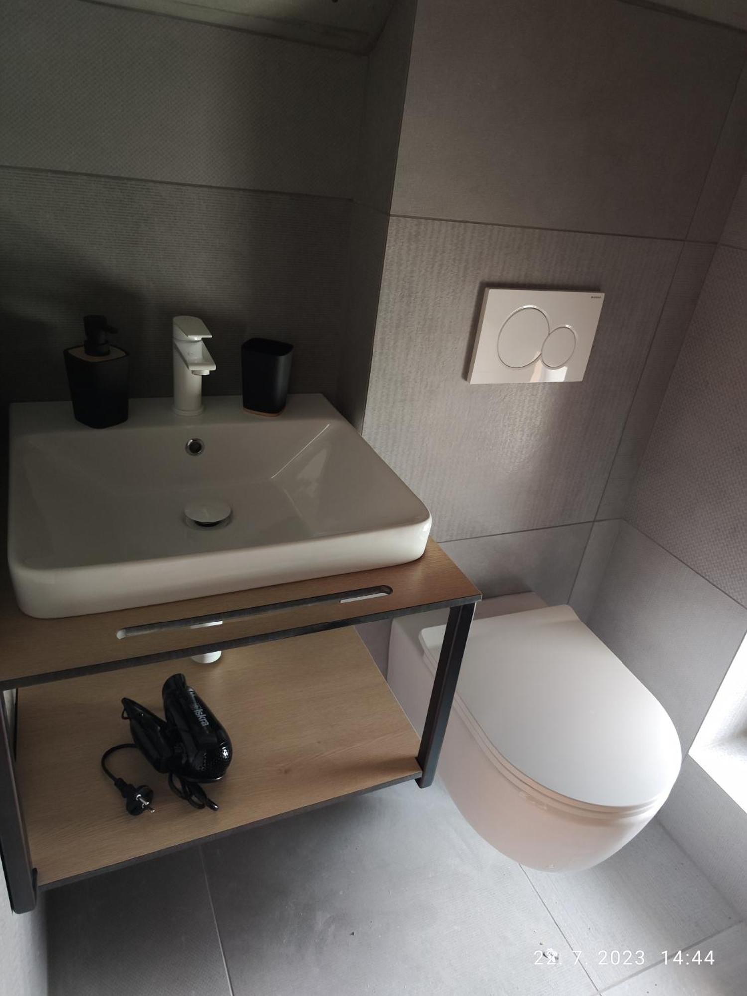 Apartament Lucka Bled Quiet Location, Free Bikes, Big Garden, Doctor Zewnętrze zdjęcie