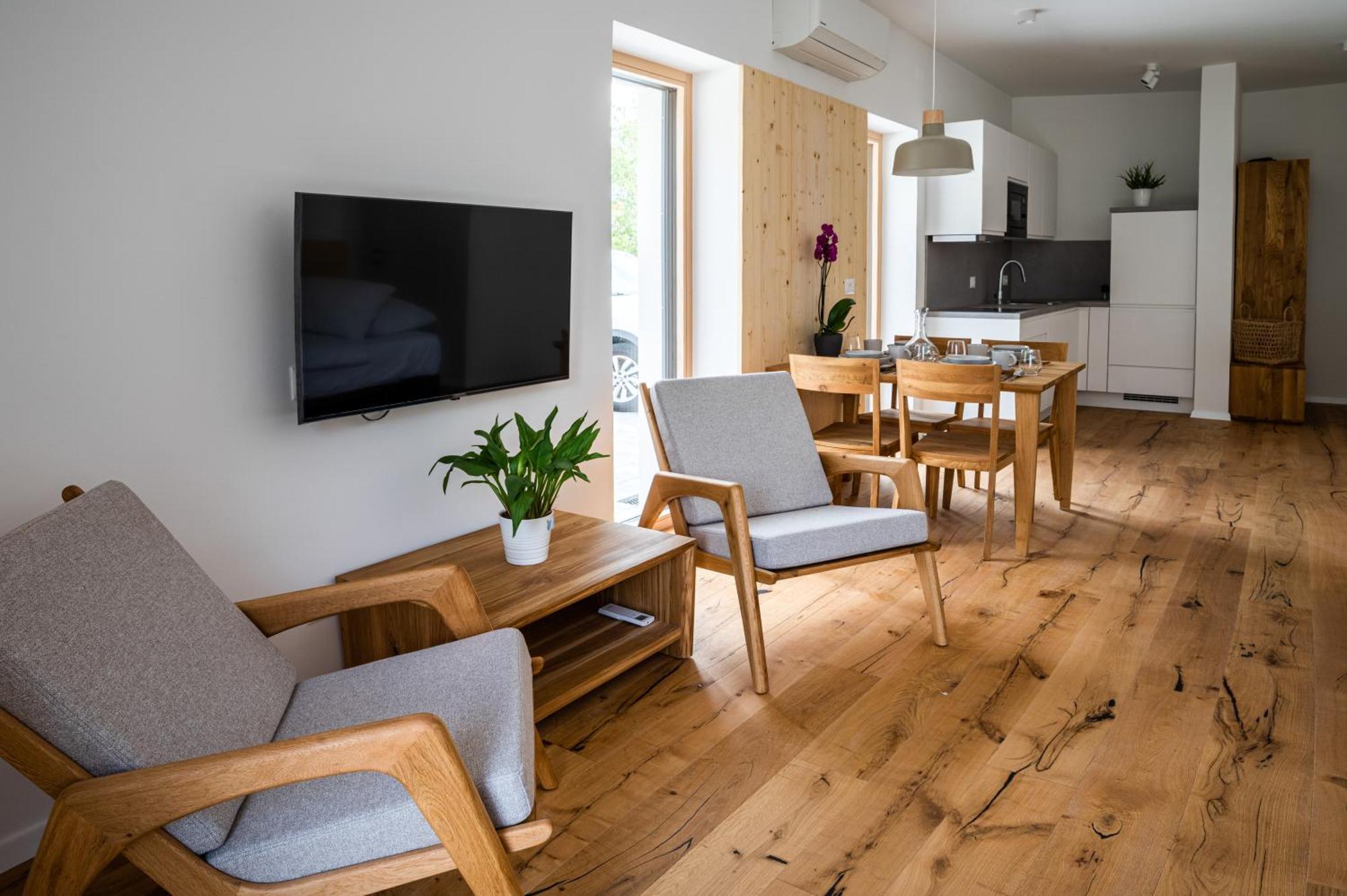 Apartament Lucka Bled Quiet Location, Free Bikes, Big Garden, Doctor Zewnętrze zdjęcie